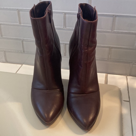 Vince booties - Picture 7 of 12